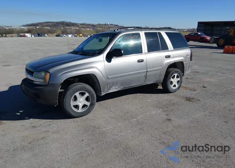 2006 Chevrolet Trailblazer Ls z USA, uszkodzony, nr VIN 1GNDT13S462106743